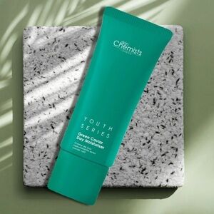 SKINCHEMISTS YOUTH SERIES Green Caviar Day Moisturizer